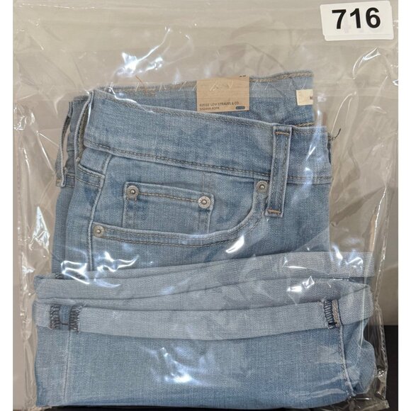 Levi's New Shorts Womens Size 28 Denim Jean Mid Length Rolled Hem Soft - Picture 15 of 15